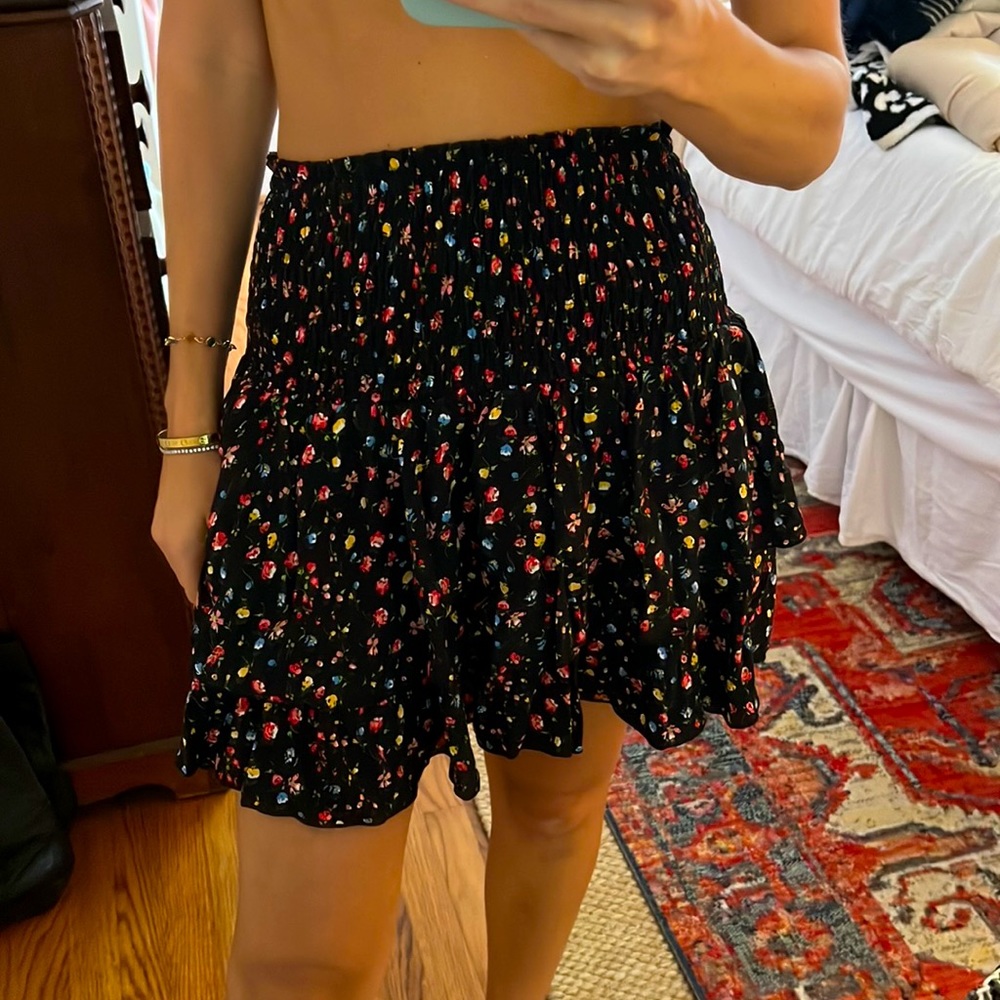 Olivaceous skirt/top